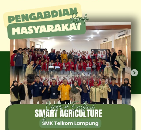The Center of Excellence (CoE) Smart Agriculture of Teknokrat Indonesia University carried out Community Service activities at Telkom Lampung Vocational School to improve student competency through the application of technology.