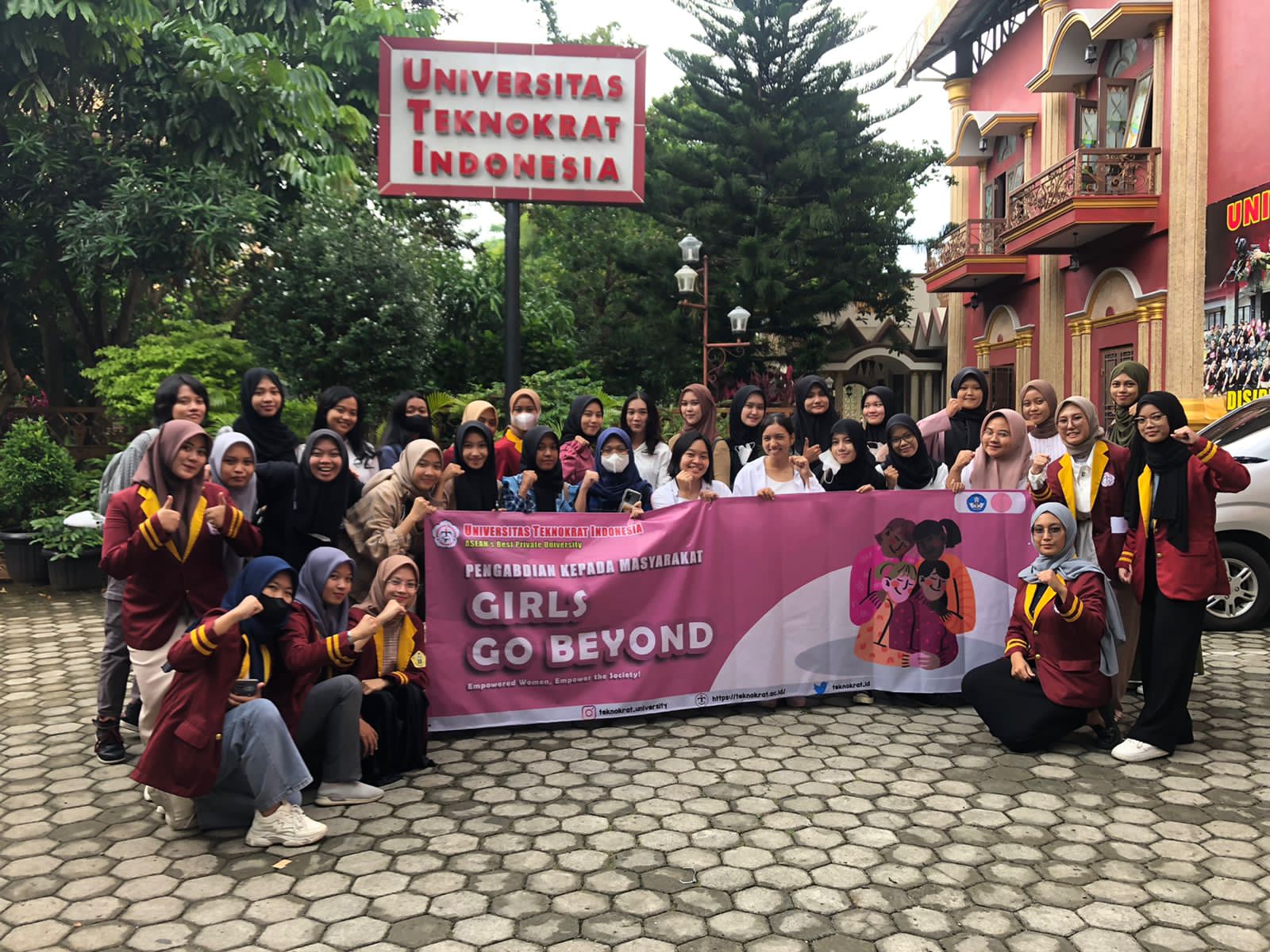 Technokrat University Students Launch Women’s Empowerment Project “Girls Go Beyond”