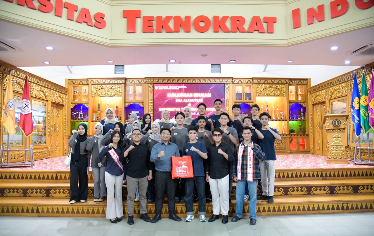 Universitas-Teknokrat-IndonesiaKenalkan-Kecerdasan-Buatan-kepada-Pramuka-SMA-Al-Kautsar-Lewat-Workshop-Sigma-Future-Skills